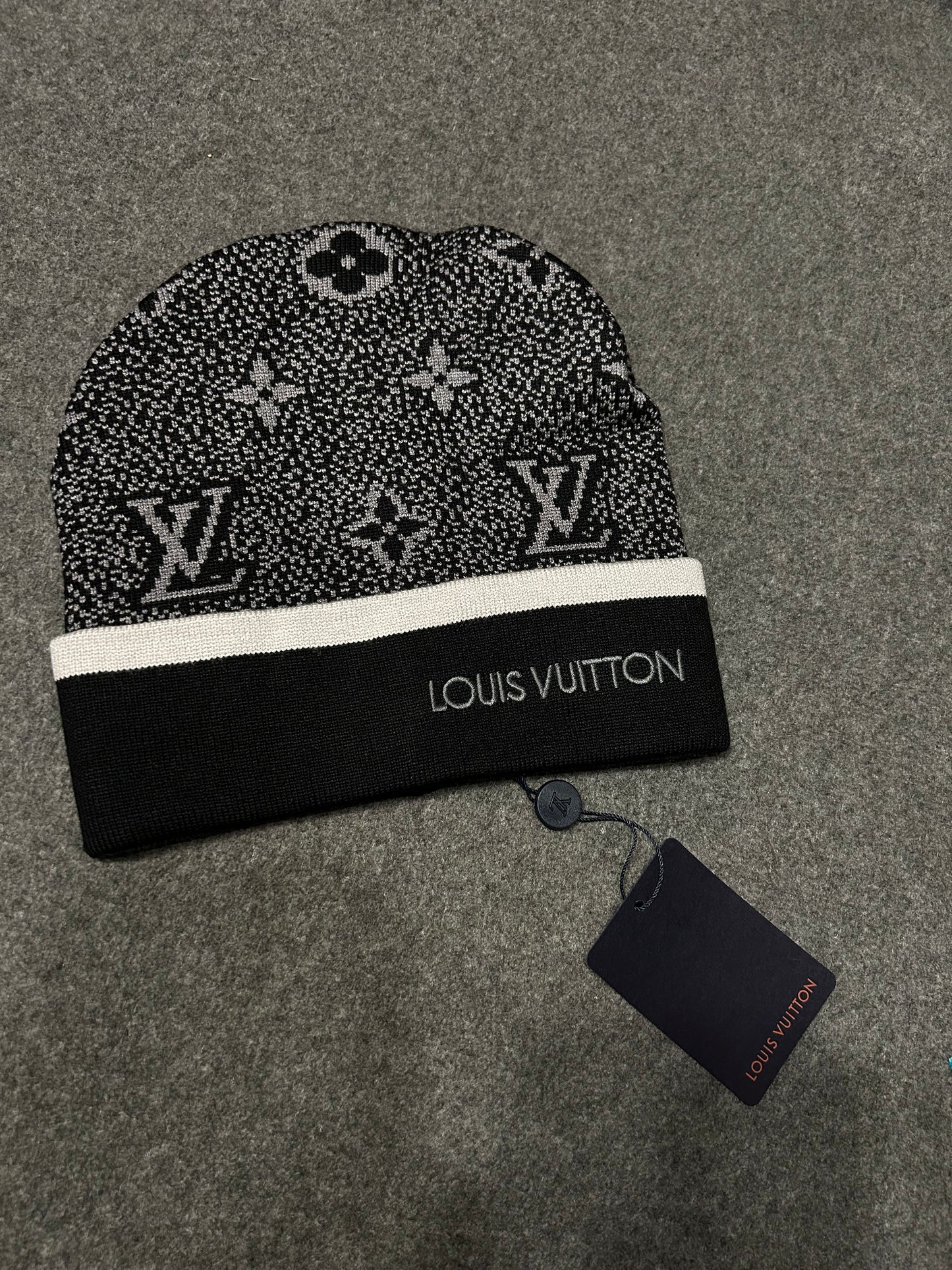 Louis vuitton beanie